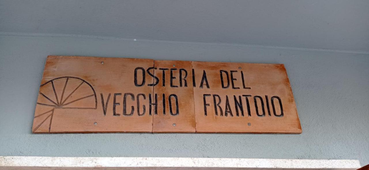 Agriturismo Vecchio Frantoio Villatella Exteriér fotografie